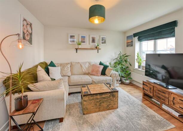 24 Thelwell Drive-10.jpg