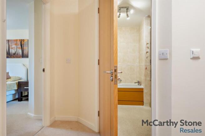 8660493-interior04-800.jpg