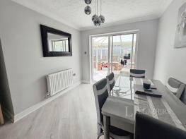 40, Shireland Lane, Redditch B97 6UB