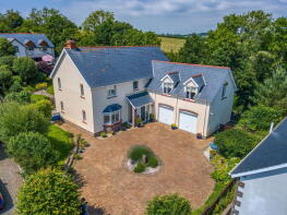 10, The Glades, Rosemarket, Milford Haven SA73 1JQ