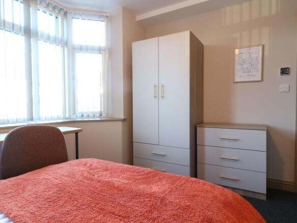 35 st lukes Room 2 6.JPG