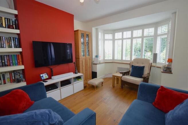 329 Nelson Road living room.jpg