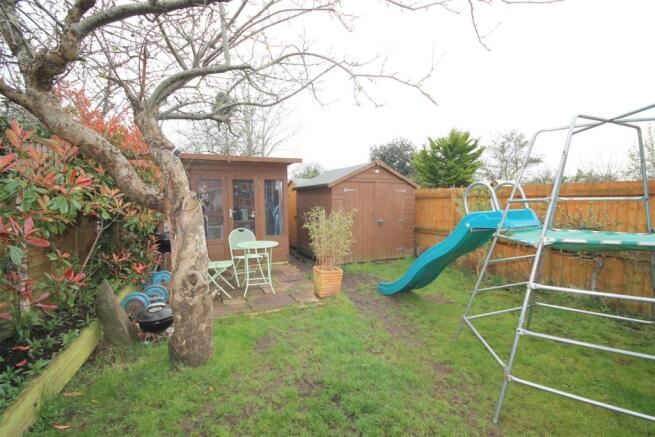 rear garden.JPG