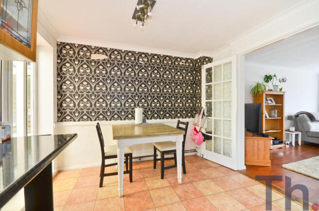 Dining Area.JPG