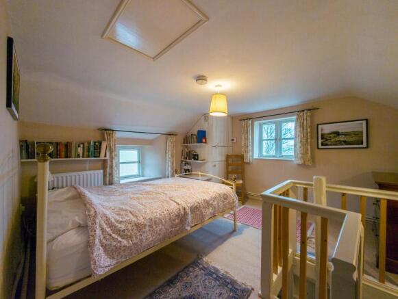 bedroom.jpg