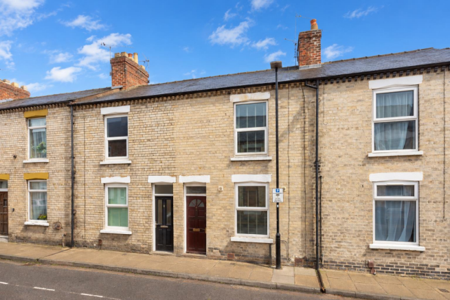 3 bed Terraced for sale Image 10
