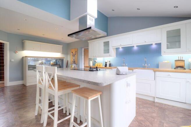 Kitchen/Family...
