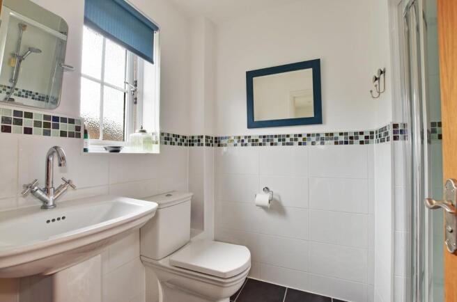 En suite Shower R...