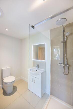 En-Suite Showe...