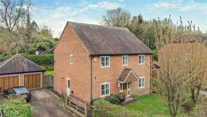 3, The Willows, Brimpton, Reading RG7 4GY