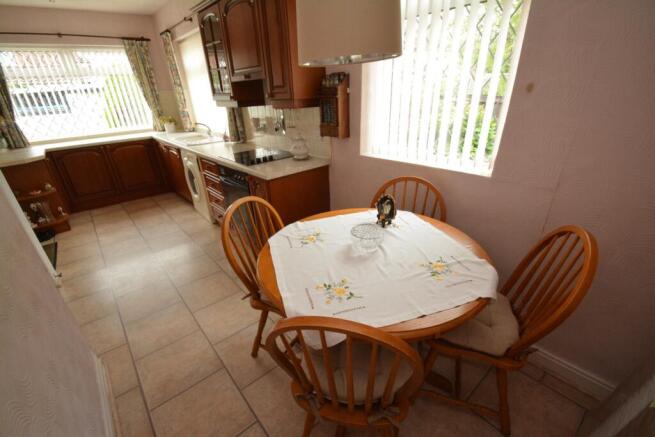 KITCHEN/DINER