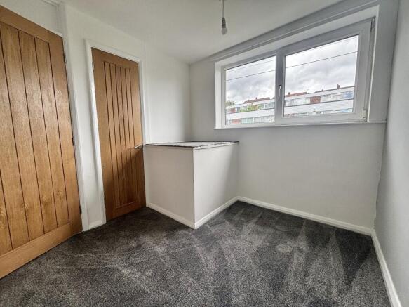 3 bed House to rent Image 7