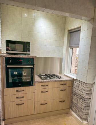 2 bed Bungalow to rent Image 4