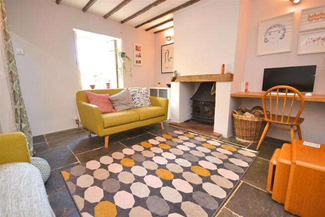 Sitting room 1 (1).jpg