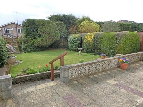 Hollywood Lane 45 garden 1.jpg