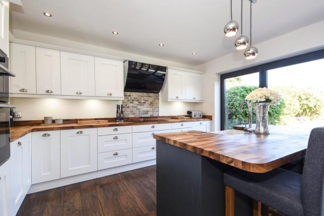 Fitted Kitchen