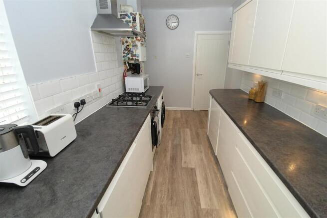 Kitchen.JPG