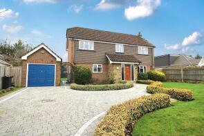 The Oaks, Lodge Lane, Salfords RH1 5DJ