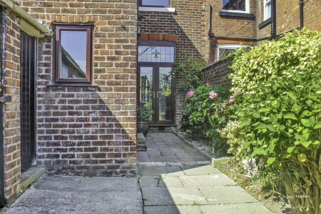 Photo 15