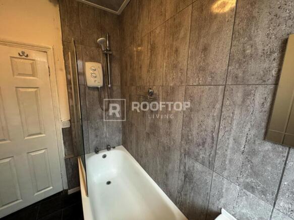 6 bed House to rent Image 8