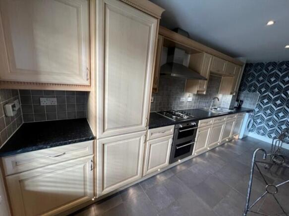 kitcehn/dining room