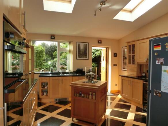EXTENDED KITCHEN