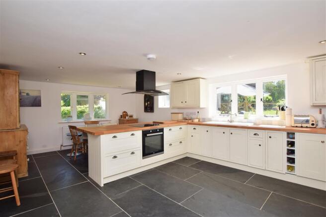 Kitchen/Breakfast Room
