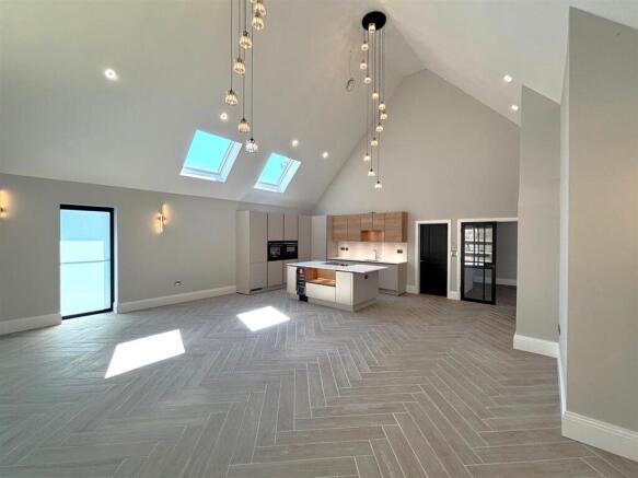 Family Kitchen 1.jpg
