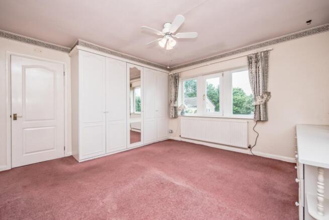 2 bed Bungalow for sale Image 8