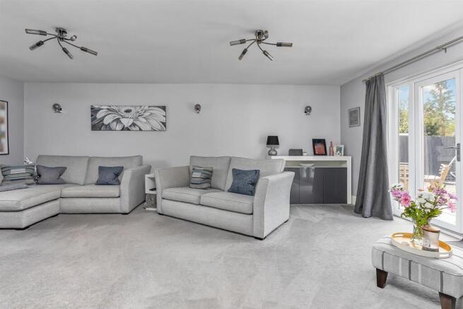 Ashby Road, Gilmorton, Lutterworth,LE17 photo 5