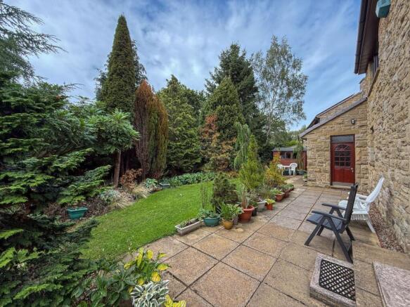 4 bed Detached for sale Image 12