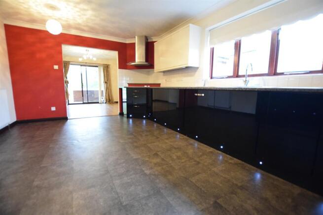 Kitchen angle 2