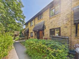 56, Foxwood Close, Feltham TW13 7DL