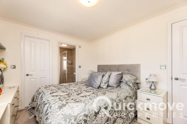 2 bed Park Home for sale Image 10