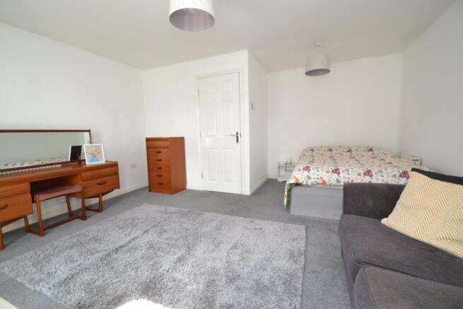5 bed Terraced for sale Image 11