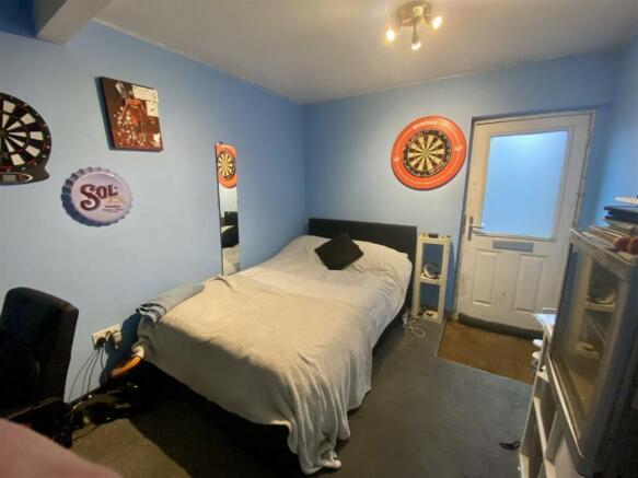 Bedroom/office.jpg