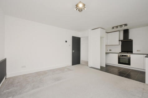 Crescent Road, Wimbledon, SW20