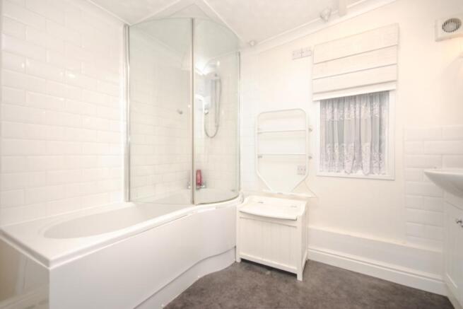 Family Bathrooom