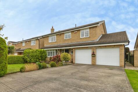 Troutsdale Close, Yarm, TS15