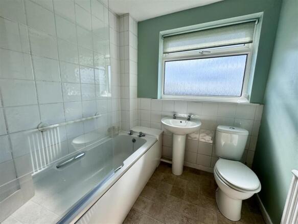 Bathroom.jpeg