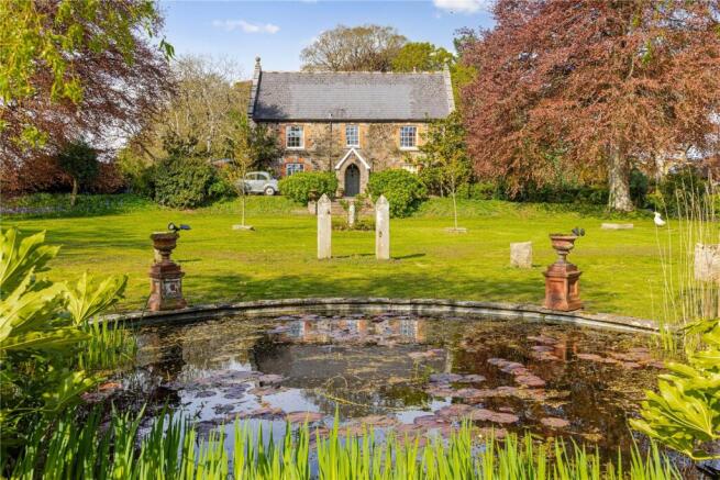 Burstone Manor