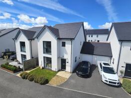 8, Foggintor Grove, Tavistock PL19 8GE