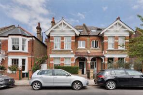 72, Clarendon Drive, London SW15 1AH