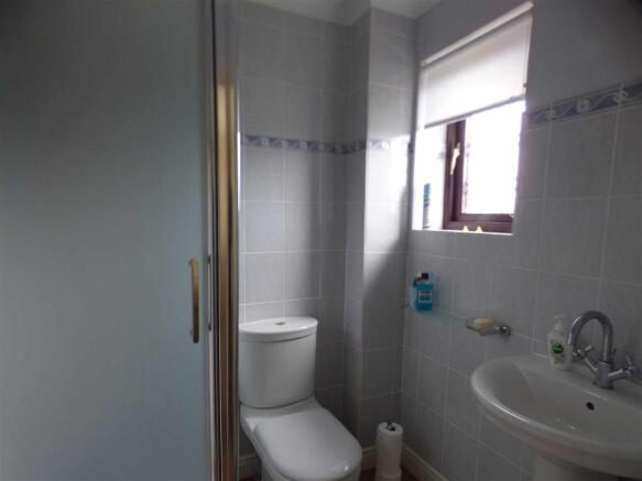 ENSUITE SHOWER ROOM