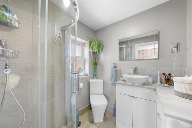 3 bed Detached for sale Image 10