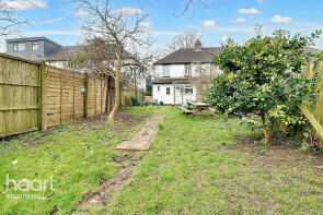 4, Bertrey Cottages, Single Street, Berrys Green, Westerham TN16 3AD