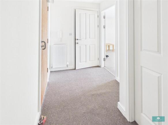 2 bed Apartment for sale Image 8