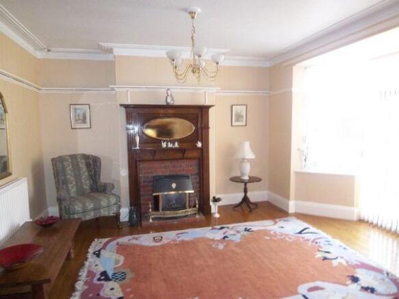 REAR SITTING ROOM