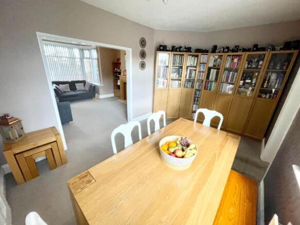 3 bed Semi-Detached for sale Image 6