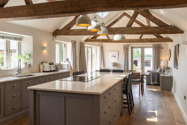 Kitchen/ diner / living space